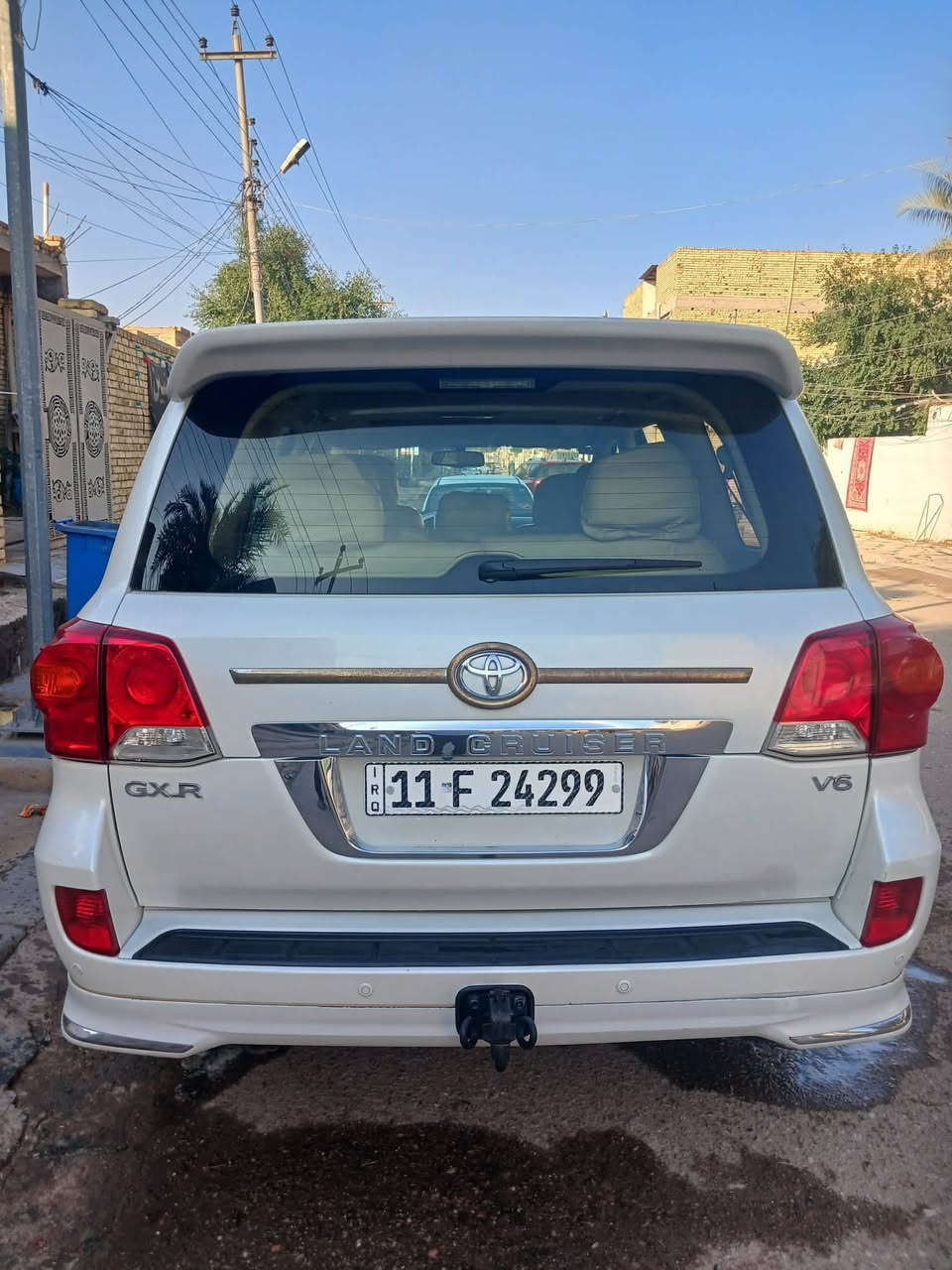 سلام عليكم الاندكروز موديل 2013 بريم رقم بغداد بسمي تحويل ثاني يوم السونار مرفق سياره مكفوله كير ومحرك وصدر تخم تاير سياره خير من الله ميحتاج اكتب موصفات البريم فول واحد على واحد محرك سته سلندر السعر 365 مكاني بغداد الاتصال ***********
