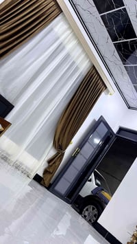 برده مسرح • بدون تول • بدون بنر