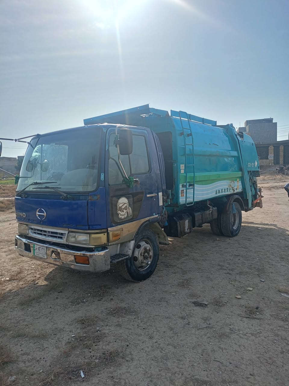 سلام عليكم كابسه لبيع هينو انكر اصولي 8ونص مكعب الرقم بغداد 2003السعر 140بيه مجال /الرقم ***********
