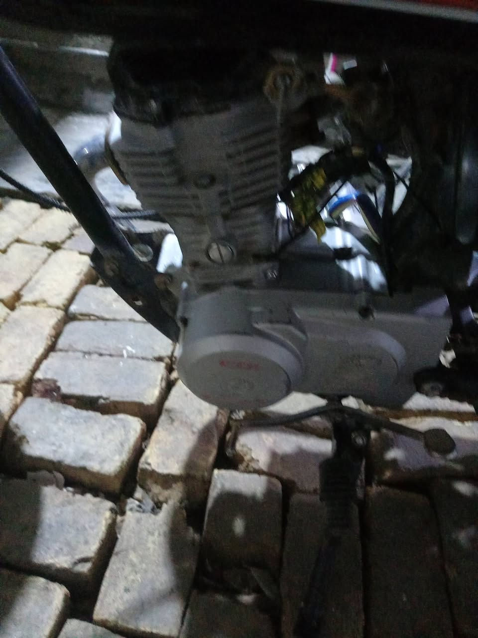 سلام عليكم شباب تايكر لبيع موديل 17 كهربائياته كلهن شغله الا دخان ولا نضوح  المكان تقطع ابو جسره  خاص مامتواجد هذا رقم *********** انتصل واني خادم
