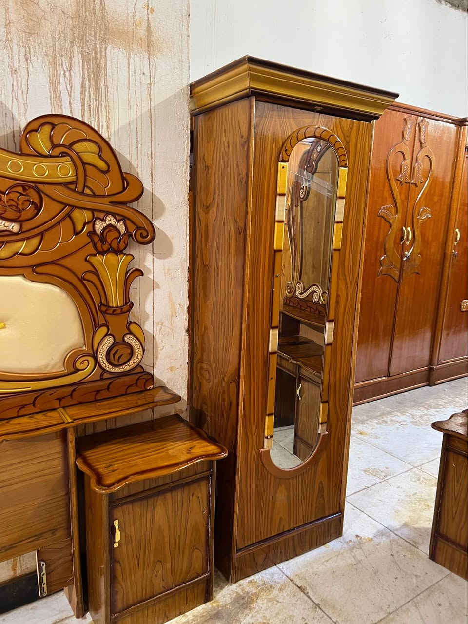 غرفه ام6قاطين صاج حديث كامله نضافه فول سعر650ميسان العوفيه نهايه شارع سوك الاخضر مجمع الحمراني *********** عمارة, ميسان
