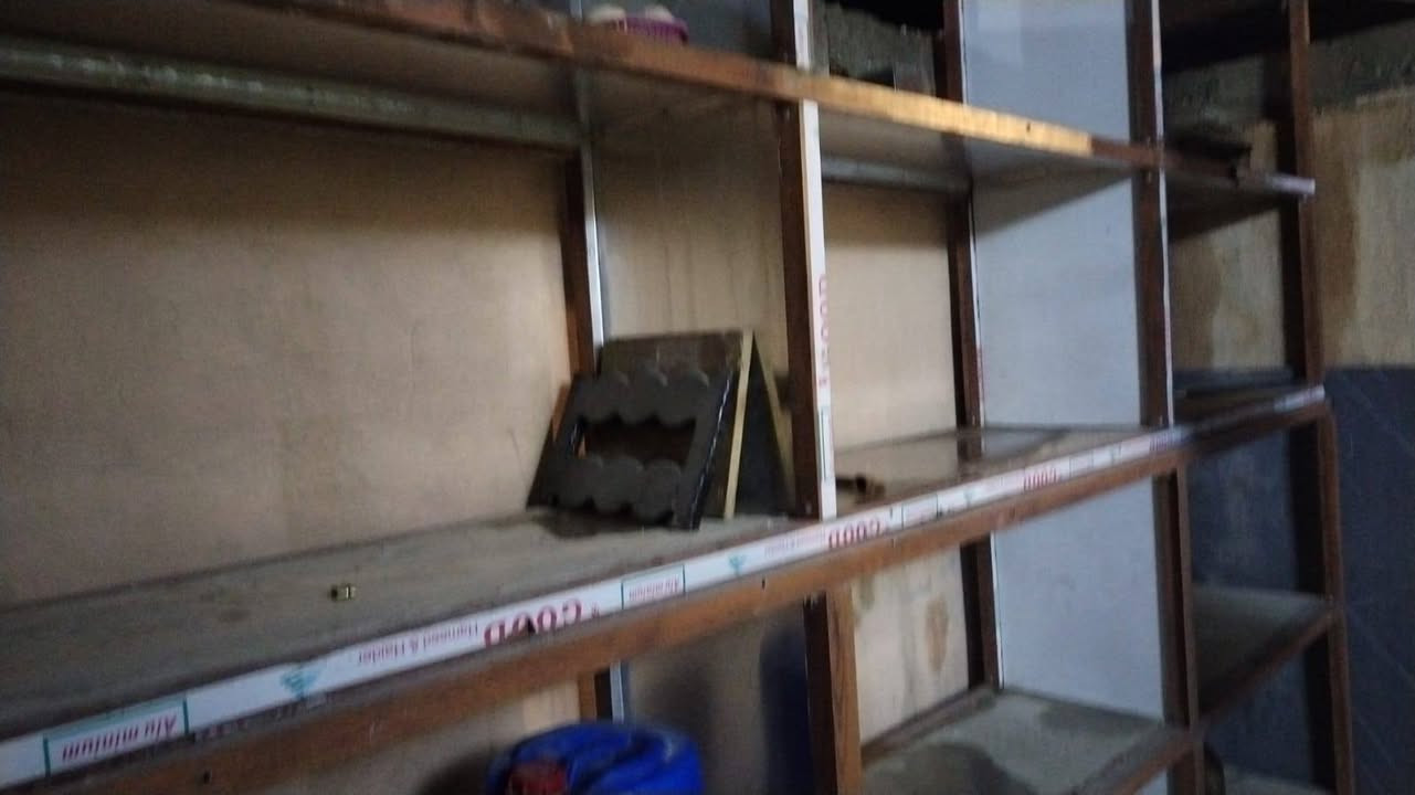 للبيع عارضات محل مختلفه عدد 6
لمزيد من المعلومات الأتصال على الرقم ***********
