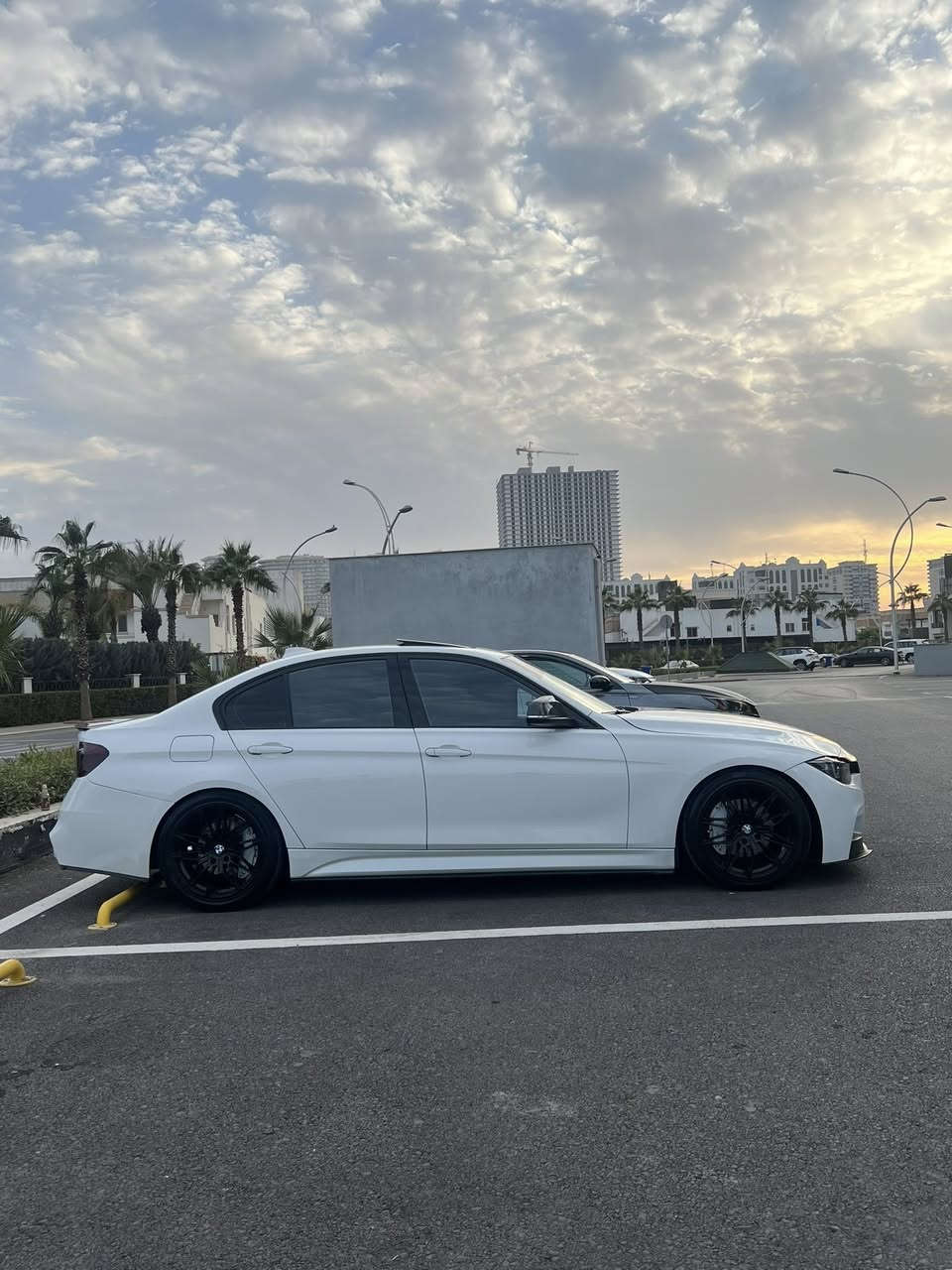 Bmw 330i 2018
بسم الله الرحمن الرحيم

سلام عليكم 

Bmw 330i 2018

وارد الماني

سيارة ماشاءلله جاهز مابي ١ دينار مسروف

سيارة بس بونيت مصبوغ ويا ٤ مكان صغير pdr

بدون دواخل

ايرباگ بس ستيرن 

ماشي ١٠٠ الف مايل

سعر سيارة ١٧٠ ورقة و مجال

رقم تيليفون

***********☎️

واتساب أكو

مكان سيارة اربيل
