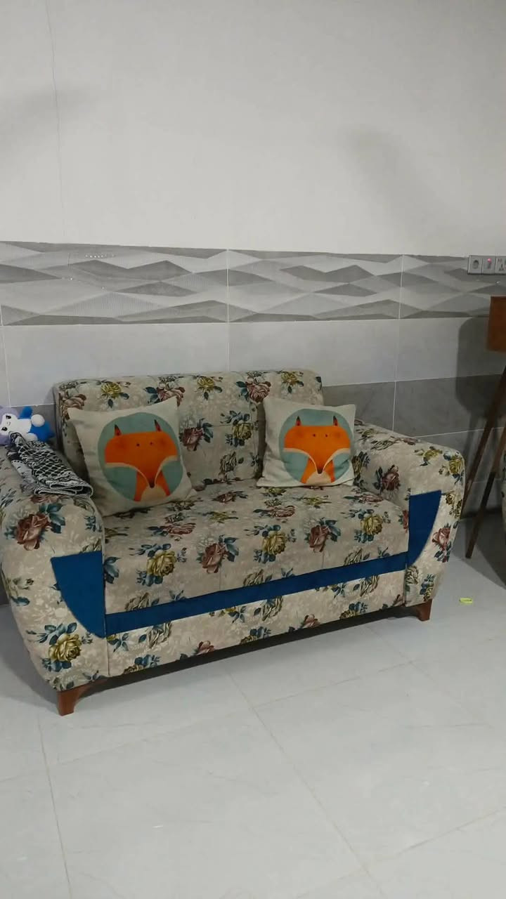 طخم للبيع 5 قطع جديد شرط السعر 300
الايسر حي الفلاح


**إذا كنت صاحب هذا الإعلان وتريد حذفه لأي سبب، رجاءا أرسل رسالة إلى الدعم الفني**