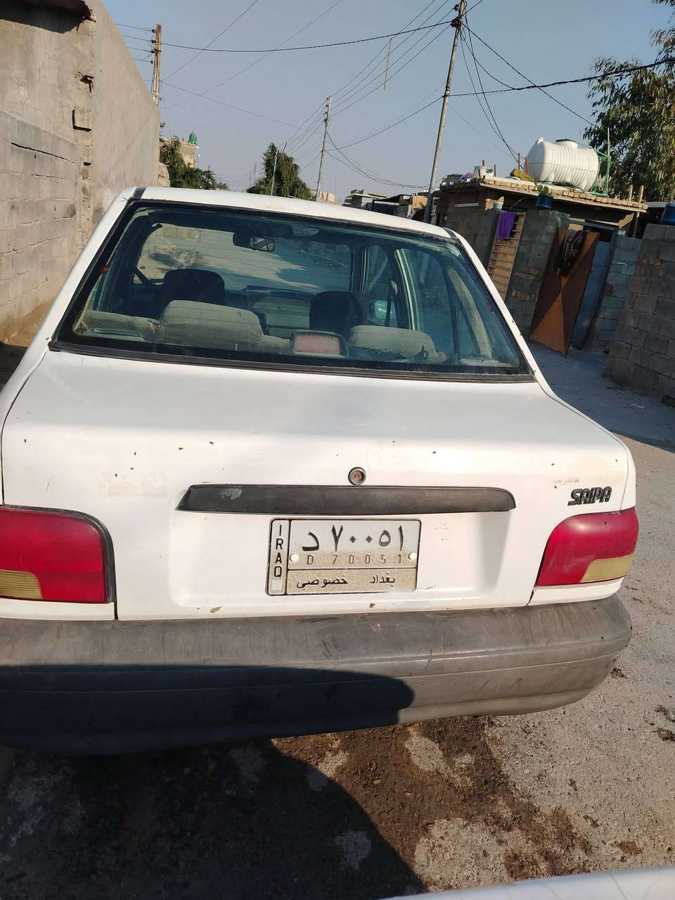 سلام عليكم سايبه للبيع موديل 10 رقم بغداد نكليزي باقي عله الستلام شواصي بلاديه مصفره غرامات شرط تحويل السعر 28 وبيه مجال بصيط مكان بغداد حي النصر رقم الهاتف (***********
