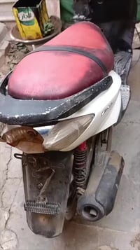 للبيع كوم حديد السعر 250 الرقم 07727652325