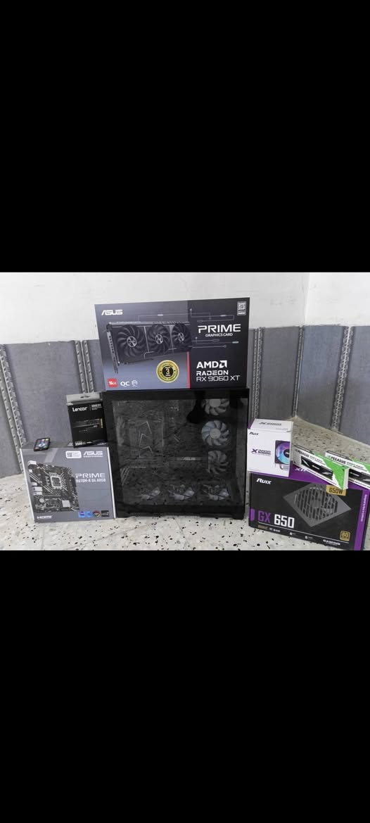 سلام عليكم مثل ما موضح بل صور اي شي تريد تعرفه موجود بل صور بيع فقط كيس وملحقات 1600 بيه مجال  
كربلاء ***********
ماوس هايبر اكس 
جوستك احترافي ريد دراكون 
كيبورد ميكانيكي ريد دراكون 
جوستك إكس بوكس 
جميع القطع موجود الكراتين كلشي
