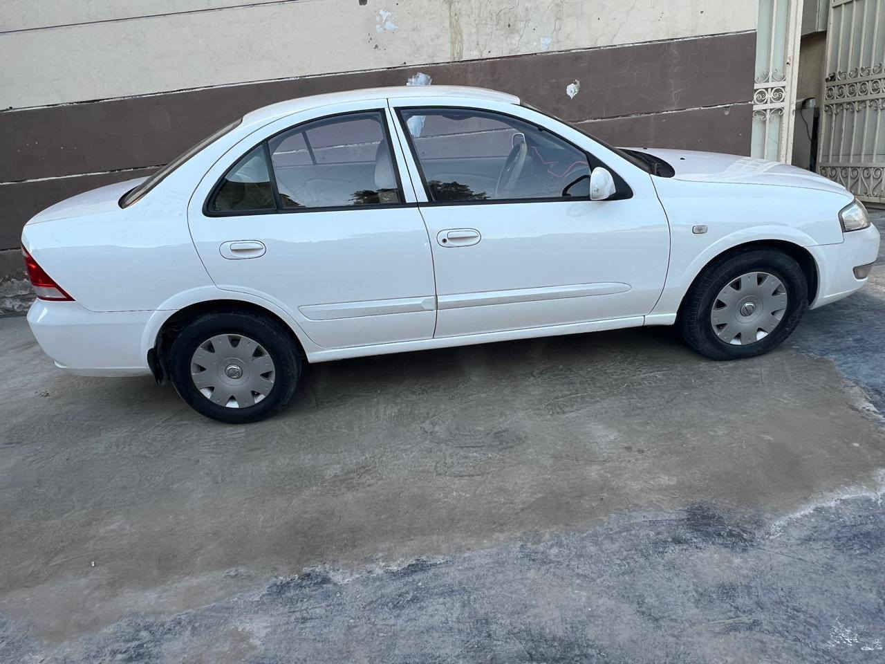 السلام عليكم للبيع سني موديل ٢٠٠٩ كفالة عامة من الضربة والصبغ تدفئة وتبريد تخم اطارات جديد  رقم السياره الجديد مسجل شاشة  مكاني قضاء المدائن  سعره ١٠٨ $ رقمي ***********
