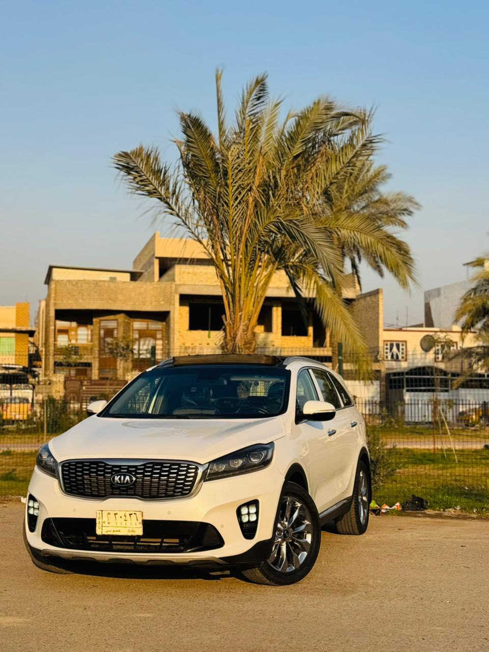 السلام عليكم 
بيع مستعجل 

سورنتو  2019 خليجي  رقم بغداد 

السعر :244$ وبيه مجاااال 

اتصال :***********

سياره كفاله عامه من صبغ وتبديل ؟ فقط 
بيهه بارد مكانين شي بصيط

مواصفات السيارة معروفه 
•بصمه
بنرامه 
سايد بريك بصمه 
•شاحن وايرليس
•شاشه كبيره بلاديه 
.نظام car play& Android
•حساس امامي خلفي 
•كراسي كهرباء 2  بالكشنات 
•3قطع تبريد
•لد امامي مع تشغيل
•كروس سرعة
•سبعه راكب
•ويل كب نيكل
•بصمه تشغيل وابواب 
•محرك 6 سلندر      
•مري شفط واشاره بالمري 
•كاميرا دواره
•بردات بلاديه 
•فول تحكم استرن 
•اربع انظمه قياده  Sport  ،eco ،comfort   ،smart 

بغداد البلديات
