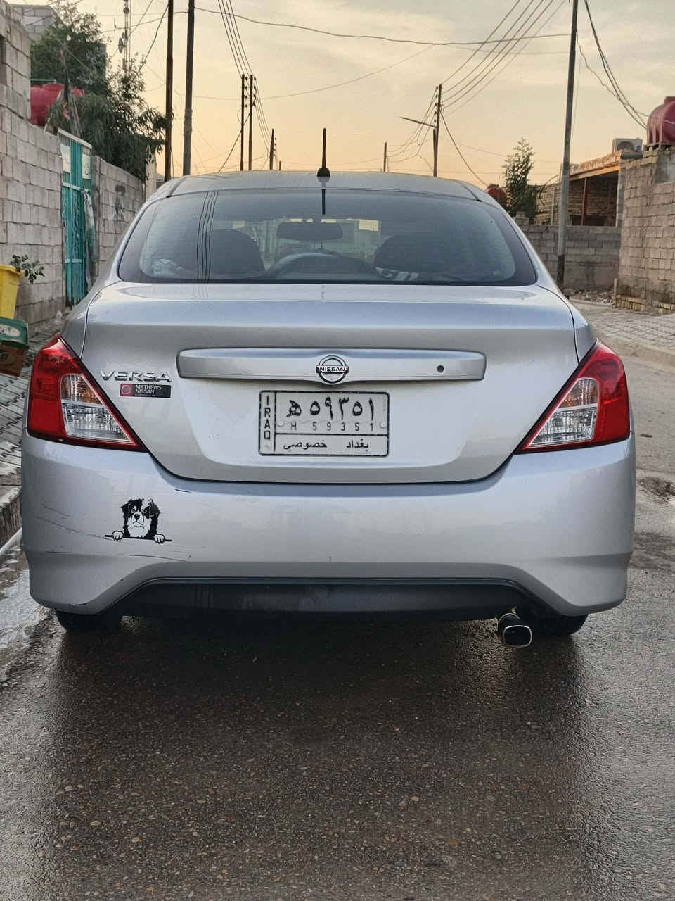 سلام عليكم
نيسان فيرسا موديل2018 وارد أمريكي

حداديه جديده وتخم تاير سيارة خير من الله

ماشيه 90الف ميل كانت معوقين قبل شهرين صارت حره مواصفات عاديه لأن سيارة كير عادي وحادث أمريكي موثق بصورة فقط جاملغ أمامي راجع على بارد وبي بارد كد شبر جاملغ أمامي الأيمن 

وبعد شوف العين السعر 110وبي مجال قليل 

العنوان العمارة ميسان رقم تليفون ***********
