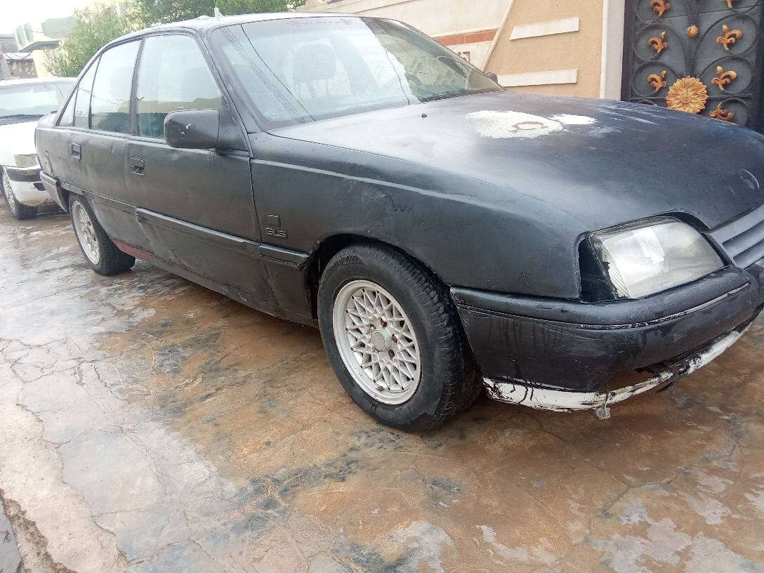 اوبل اوميكا ٩٠ ماندل راعيه سنويه ساقطه رقم انبار  بشرط حاسبه وسرقه سياره شغاله يحتاج صبغ عام  وكهربائيات صدر جديد دوشمه جديد محرك بي خيط تبخير بدون خياس سعره،،. 9, أوراق مكان ديالى خانقين رقمي *********** خناقين, ديالى
