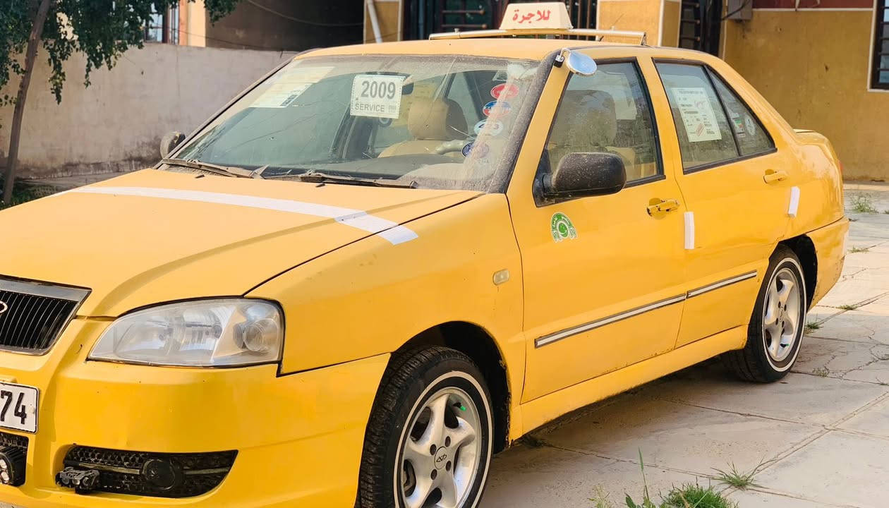 للبيع شيري موديل 2009 رقم بغداد نكليزي جديد  محوره كير ومكينه كورلا اواتماتيك محرك لاتنقيص ولا تبخير فقط صوت بصيط  كير مكفول تخم تاير لاتبديل ولاصبغ مصفره هيئه وغرامه سنويه وهزه جدد صدر جديد جاهزه من كلشي السعر 25 وبيه مجال مستعجل عل بيع رقم ***********غيرًمتواجدًخاص
