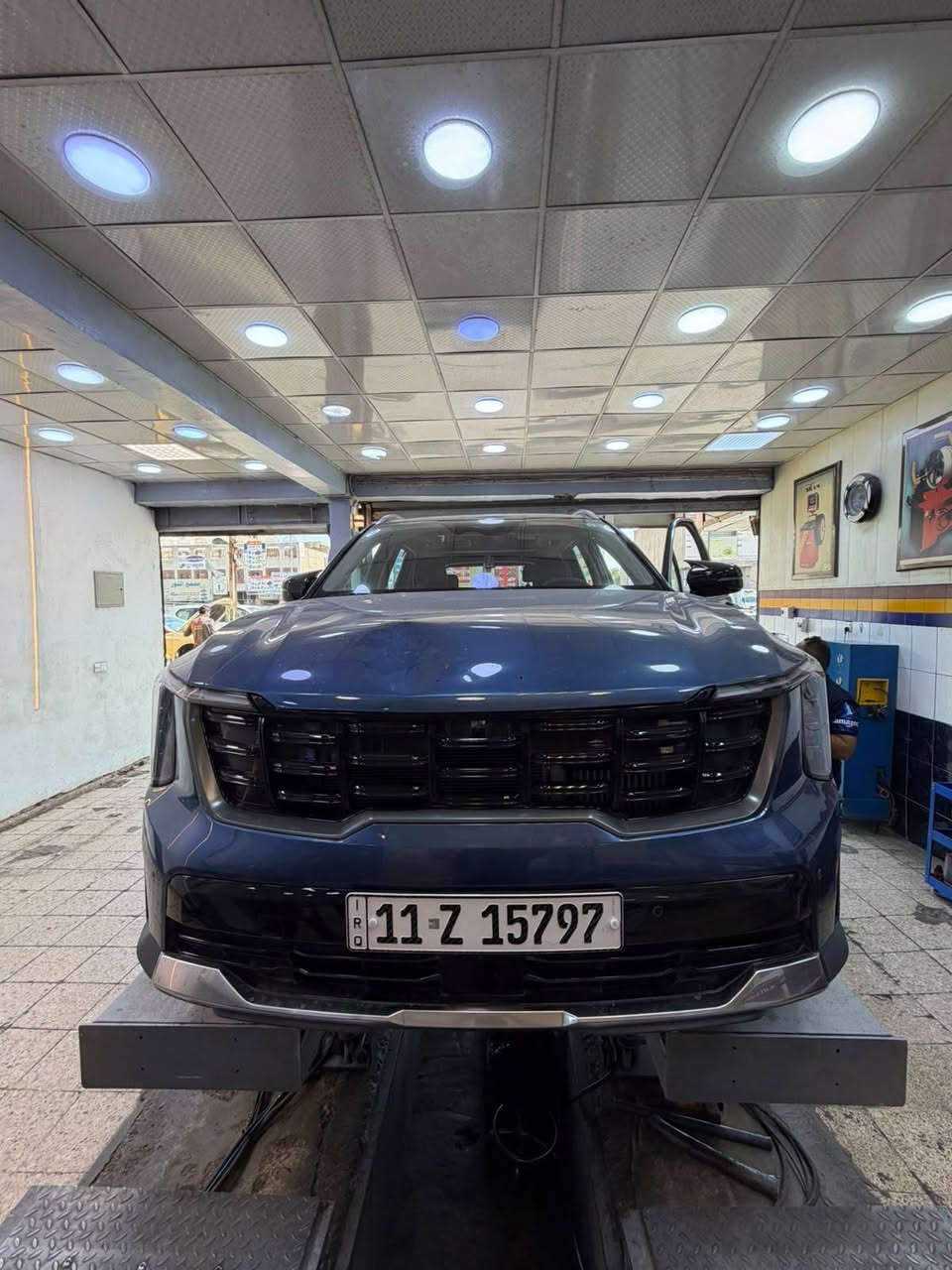 KIA SORENTO  HYBRID 2025
كيا سورنتو  هايبرد + بلكن فول مواصفات  2025  
المسافة المقطوعه 26000km
اللون ازرق   
محرك. 1600 تيربو هايبرد 
الموديل 2025
      المواصفات 
مقاعد vip
‏تدفئة مقاعد
فتحة بانوراما 
شاشة كبيره نفكيشن 
رادار امامي
 مانع تصادم
مانع انزلاق 
تحديد مسار
نقطة عمياء .
تصحيح مسار 
بصمه تشغيل  العدد 2
كاميرا خلفية
تشغيل عن بعد  
 مثبت سرعة
تحكم ستيرن
شاحن وايرلس
هاند بريك كهربائي
حساسات خلفيه + اماميه 
حساسات مانع تجاوز 
ويل قياس 19
دفع رباعي 
باب خلفي كهرباء 
اضويه امامي زنون LED
اضويه خلفيه LED
كشافات LED
دفع رباعي 4X4
نظام GPS+خرائط 
حادثها بنيد وبارد بسيط في الجاملغات بدون يرباك بدون 
رقم الشاصي  KNDRJDJH2S5299772
***********
