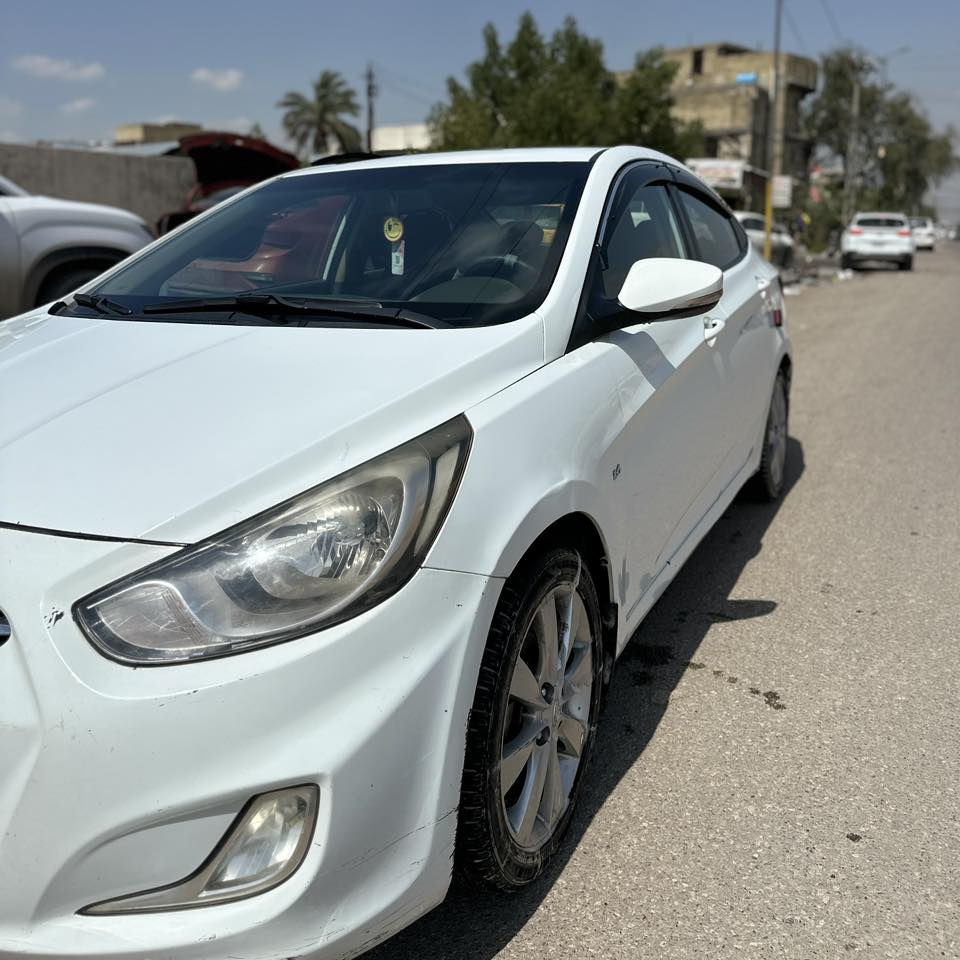 سيارة اكسنت 2013 خليجي. 🇮🇶 
مكينة 1.6 ماشية 230 الف. 
بيها قطعة وحدة صبغ فقط. ‼️ 
مكان السيارة بغداد 
موصفات : 5 ويل كب ، اشاير بالمري ، سنتر لوك ، شاشة أندرويد.
للاستفسارات *********** 
ما متواجد على الفيس
