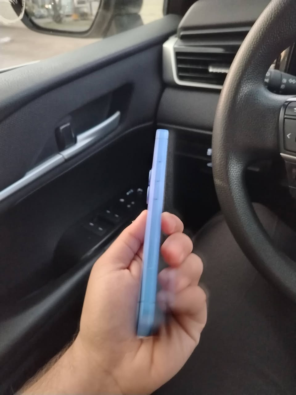 ايفون 16 عادي للبيع ماستر بطاريه 98 كارتونه كامل ملحقات ذاكرة ١٢٨ بـ٨٧٠ وبي مجال قليل مستعجل على بيعته


**إذا كنت صاحب هذا الإعلان وتريد حذفه لأي سبب، رجاءا أرسل رسالة إلى الدعم الفني**