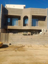 رستميه حي الزهور • بيت دورين • 130م