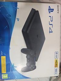 بلي فور • نضيف • بالكرتون