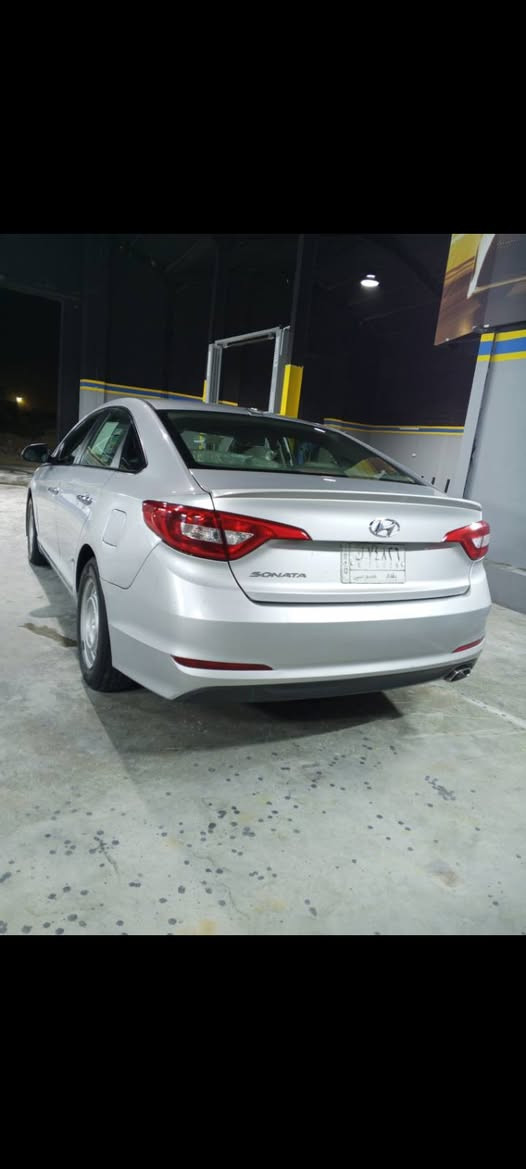 سلام عليكم
سوناتا 2015 للبيع فقط 

بسمي حره 

كير مكينه كهربائيات مكفولات 

تبريد ❄️

سياره بدون مواصفات 

سياره مكفوله من الغود وشواصي

اسياره بيها صبغ بدون دواخل

اتصل ***********

السعر 108

مكان السياره بغداد المحموديه
