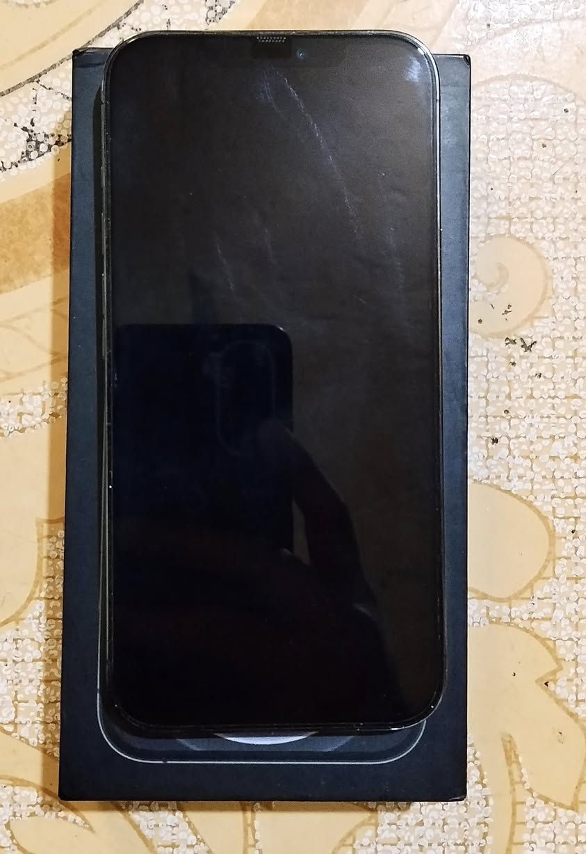 السلام عليكم ايفون 12 برو ماكس للبيع تلفون نظيف 100/100 ما داخل تصليح ابد وكلشي ما مبدل بي اخو الجديد بطاريته 87 ذاكرته 256 مع كارتونه السعر 480


**إذا كنت صاحب هذا الإعلان وتريد حذفه لأي سبب، رجاءا أرسل رسالة إلى الدعم الفني**