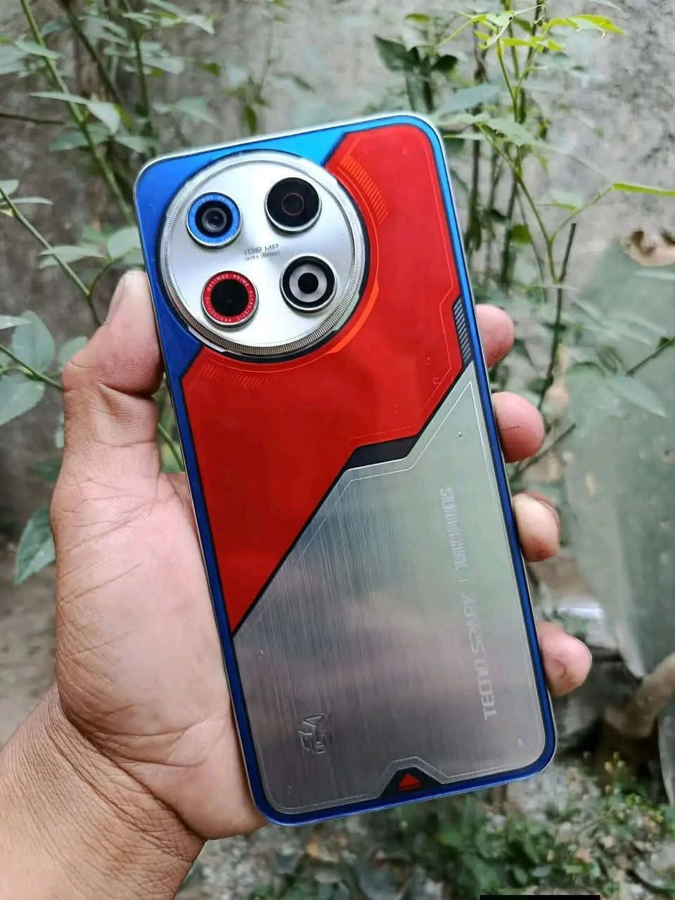TECNO SPARK 30 Proنسخه خاصه
📱 مساحة تخزين 128GB
⚡ رام 16GB
📸 كاميرا خلفية 108MP بدقة عالية وصور واضحة
🎮 أداء قوي للألعاب بدون تقطيع
✅ يشغل أشهر الألعاب بسلاسة: • PUBG Mobile • Free Fire • eFootball PES • FIFA Mobile • Call of Duty Mobile
🚀 معالج سريع واستجابة ممتازة
✨ شاشة كبيرة وسلسة لتجربة ألعاب ومشاهدة ممتعة
🔋 بطارية قوية تدوم طوال اليوم
📲 للتواصل والاستفسار واتساب: 0782238455
🔥 هاتف ممتاز للألعاب والتصوير والاستخدام اليومي بسعر منافس. نسخه خاصه
📱 مساحة تخزين 128GB
⚡ رام 16GB
📸 كاميرا خلفية 108MP بدقة عالية وصور واضحة
🎮 أداء قوي للألعاب بدون تقطيع
✅ يشغل أشهر الألعاب بسلاسة: • PUBG Mobile • Free Fire • eFootball PES • FIFA Mobile • Call of Duty Mobile
🚀 معالج سريع واستجابة ممتازة
✨ شاشة كبيرة وسلسة لتجربة ألعاب ومشاهدة ممتعة
🔋 بطارية قوية تدوم طوال اليوم
للبيع السعر 200
او مراوس


**إذا كنت صاحب هذا الإعلان وتريد حذفه لأي سبب، رجاءا أرسل رسالة إلى الدعم الفني**