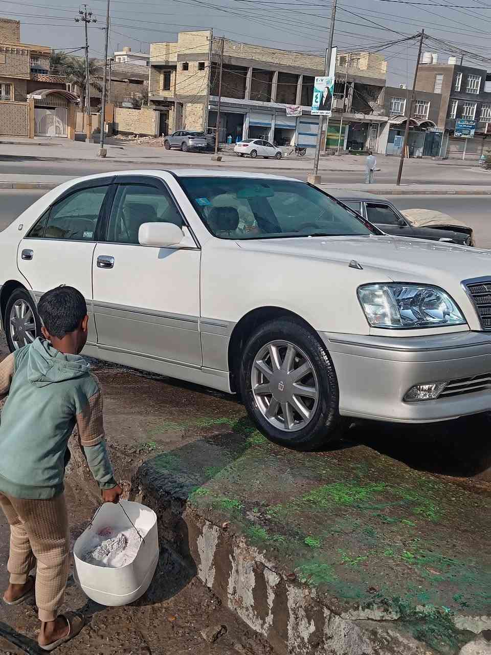 ملكه 2004رقم انبار انكليزي مداور ثاني يوم مكينه ديفور الجبير شاصي ٧٥ مواصفات
4دكم برده خلفيه تبريد خلفي ثلاجه برده
استفسار ***********
