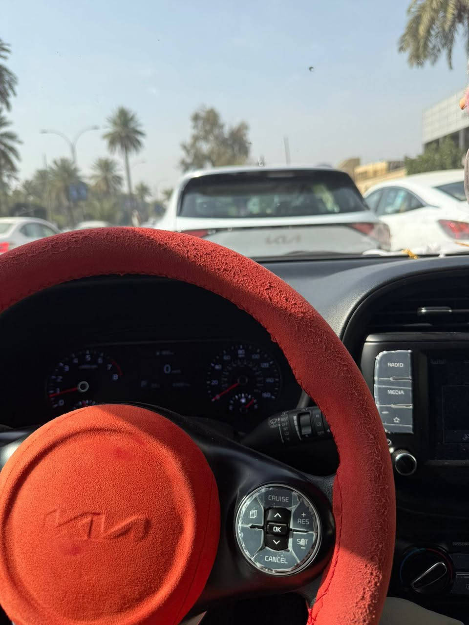 صول موديل 2022
السعر 155وبيه مجال لاتصال ***********
المواصفات وارد امريكي
1 لون ابيض
2 محرك 2000 دوش 
3 شاشه جبيره تعم نظام الكاربلاي
4 تحكم ستيرن فول 4 جهات
5 بلوتوث مع حاكيه
6نظام اوتوهولد انطفاء ذاتي في الازدحام
7نظام اي بي اس مع 4 دسك
8نظام مانع انزلاق
السياره متصرف عليها شي ابد
حادث بنيد وجاملغ 
حساس اطارات 
كامره خلفيه 
وضعيه قياده سبورت ونورمل 
كير   S رياضي 8 نمر
تحكم مري صفحتين
