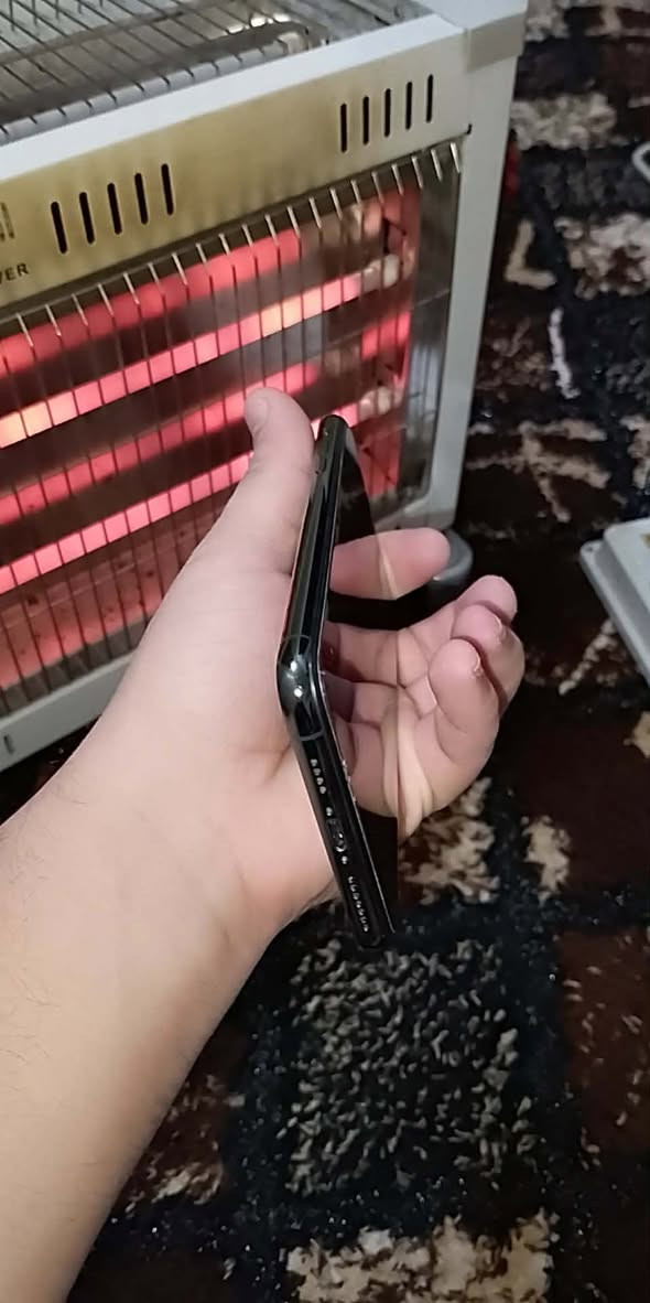 ايفون 11 برو ماكس
ذاكره 64

بطاريه 100

تك سيم زيتوني

فقط مبدل بطاريه سِعرو 220 ‏بمجال الطيبين)(***********)(***********
