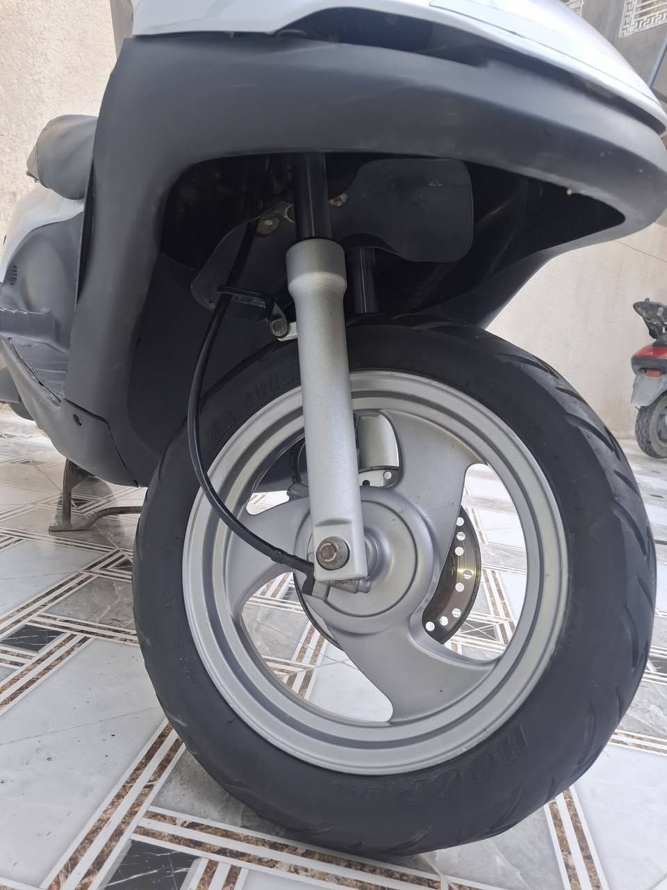 سبيسي جاهزه كلشي ما عوزه 
كوت/ الزهراء /٦٥٠ 
***********
