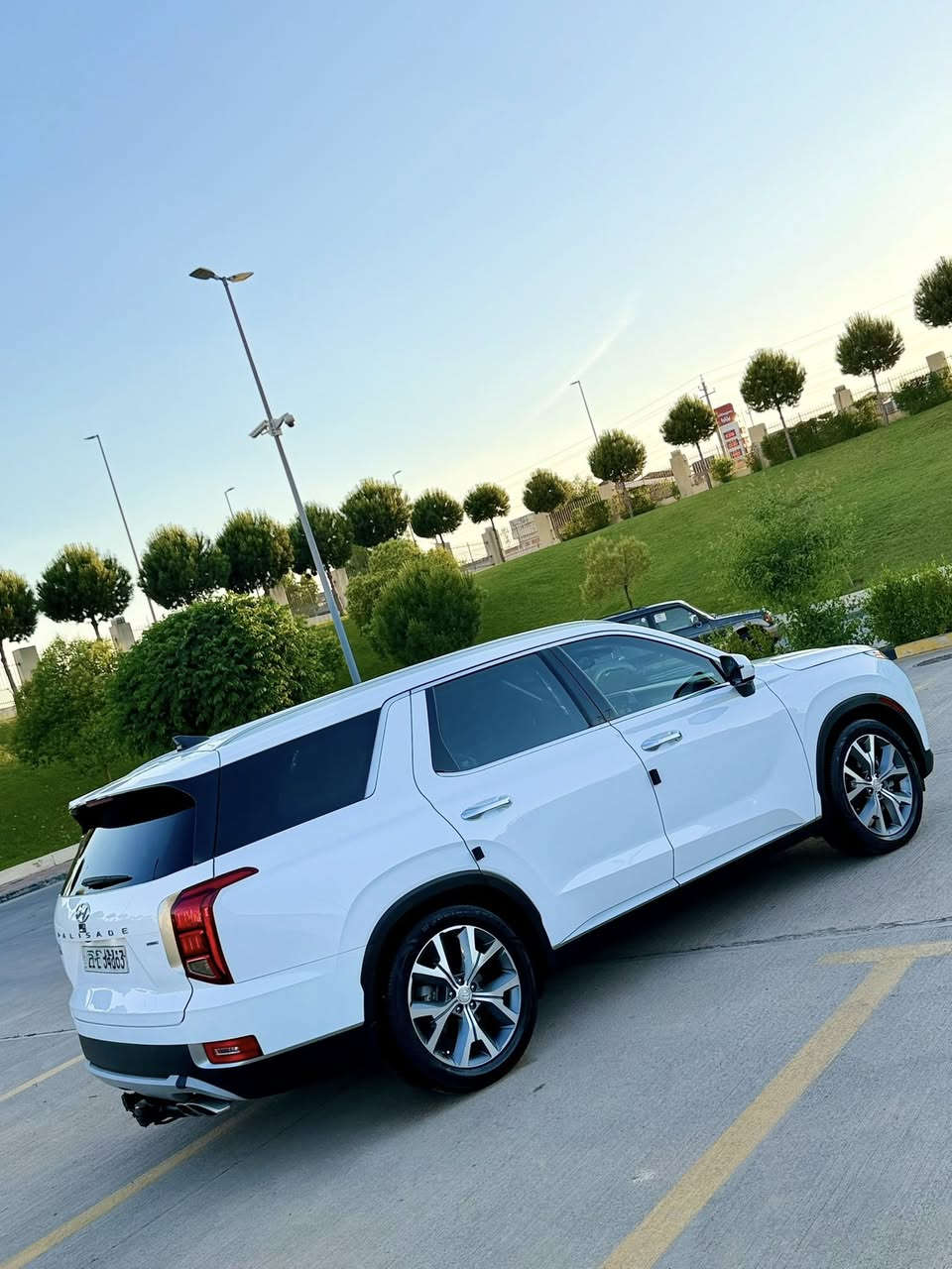 #بسم_آلُلُہ_آلُرٍحٍمآن_آلُرٍحٍيَم_#
#هواندي_بالسايد_كلين_ViP _🧿#وارد_كندي🇨🇦
#بدون_لاصبغ_لاتبديل_لاارباك_كفالة
#فول_موصفات_ #حجم_3800سيرفز_كامل_بل_شركة
‏#رقم_سلمانية_هزه_ارقام_كلها_جديدة_بسمي

#كير_مكينه_حدادية__كهرباىيات_كلها_بشرط
#جديدة_كلش_سيارة_نظافة  100‎%‎1000

#سعرها_277$$ #وبيها_مجال__موديل2020

#موقع_السيارة_بسلمانية📍
#الموصفات_
بصمة •جلد لونين •سلايد •دبل اكسل 4X4 •رادر360 درجه 
سياقة ذاتية •منافذ شحن •شاشة عطلات اكترونية •كشن خزن 
جميع الكشنات كهربائية •كامرات 360 درجة لد امامي خلفي 
حساسات امامية خلفية •برادت خلفية •تبريد مركزي 3 قطع 
ويل حجم 20 داخل لونين •كرمات مسستمه سياره بلادية 
نظام سماعات +دمام •صندوق كهرباىي •كشنات VIP 
مريات قلابة • تشغل عن بعد • لايت كهرباىي متحرك LED 
وضعيات قيادة عدد 5 • نقطة عمياء •صاجات داخلية • 
كشنات خلفية امامية تدفى + تبريد • تدفى بل أستيرن 
شحن موبايل • شفتات • كيجات الكترونية • هندبريك بصمة 
شاشات خلفية 
 

 
#غراض_الشركة_سبير_كتلوك__كلها_موجوده
الاستفسار ⬇️
#الاتصال__***********__***********
#حجي_وليد_الجنابي
