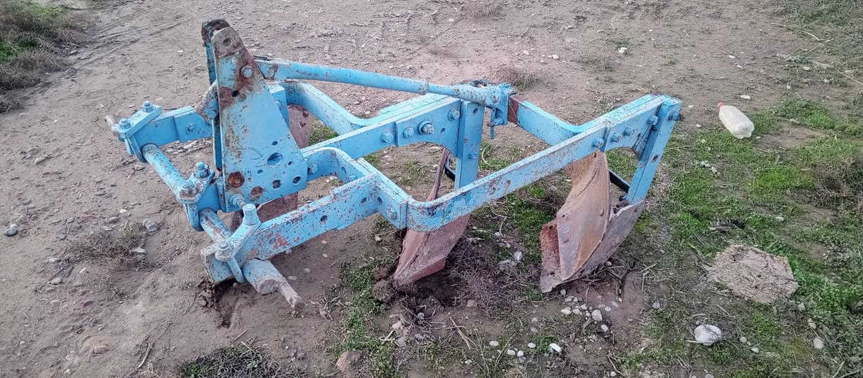 للبيع فيدان كابوته حجم صغير السعر 250 الف العنوان صلاح الدين قضاء بيجي الاتصال على  *********** / ***********
