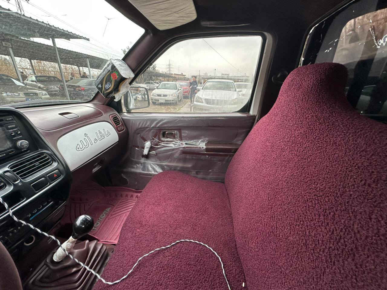 نیسان ۲۰۰٦ یابانی
بێ بۆیاخ تەنها ساردی هەیە چوار قولاپ 
۳۰۰هەزار ڕۆشتووە مەکینە کابلێتەری لۆۆک 
سەیارەکە زۆر جوانە و پاک ماوەتەوە بیلاد پاوەر نیە 
کتابی مزایدەی لەگەڵەو بەشەرت نایدەم نرخی ٥٤ گەڵاو معامەلەیەکی کەم  کەفالەتی ماڵی مەدەنی بەشەرت موسو بڕاوە بەشەرت
پەیوەندی بکەن *********** شوێن سەیدسادق
