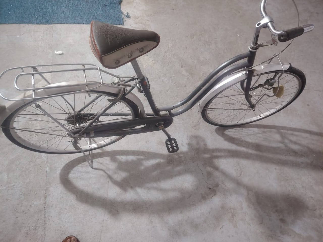 متاح هاذا رقمي *********** س ع ر ١٠٠ الف وبي مجال
