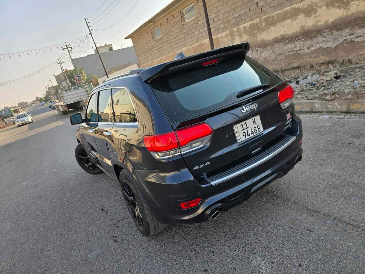 جيب لمتدد خليجي 2016 بدون ضربه محرك 5700 المرغوب فول مواصفات للاخير 

مري قلاب 

تدفئه تبريد كشنات وستيرن 

بانوراما 

كامير خلفيه 

تايرات جدد 

سحب فول 

لد حاجب متغير 

زنون 

السياره نصبتها احلى من الصور 

مكانها ديالى بلدروز 

*********** 

السعر 195 وبيها مجال بلاد رز, ديالى
