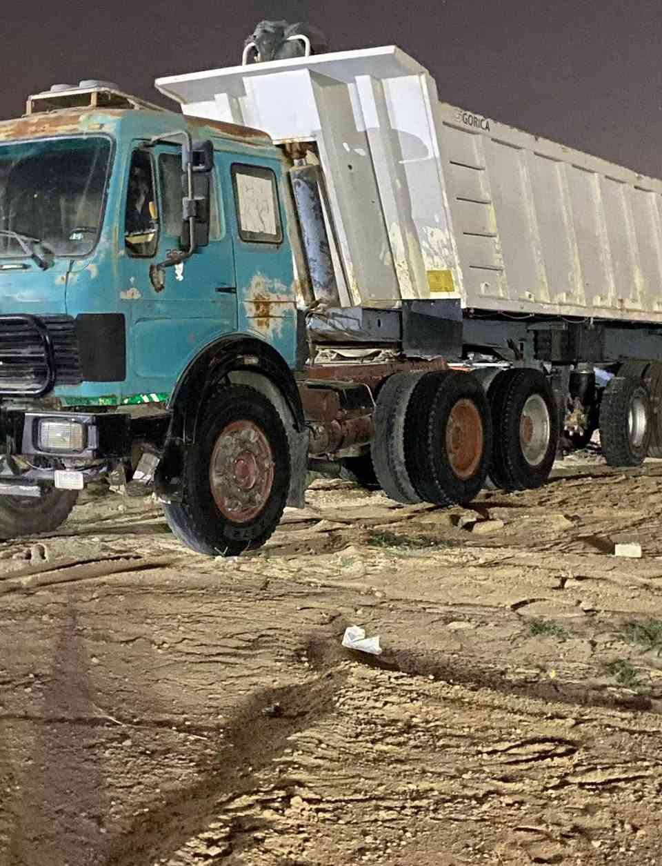 للبيع البي 82..للاستفسار ***********
