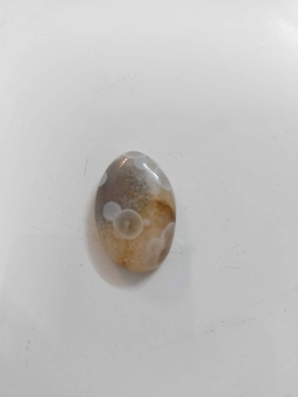 عقيق سليماني العين واضحة والتشجير الداخي كلش حلو وزنة 4غرام صياغة ممتازة وشفافية عالية سعر25 توصيل داخل كركوك مجاني *********** كركوك, العراق
