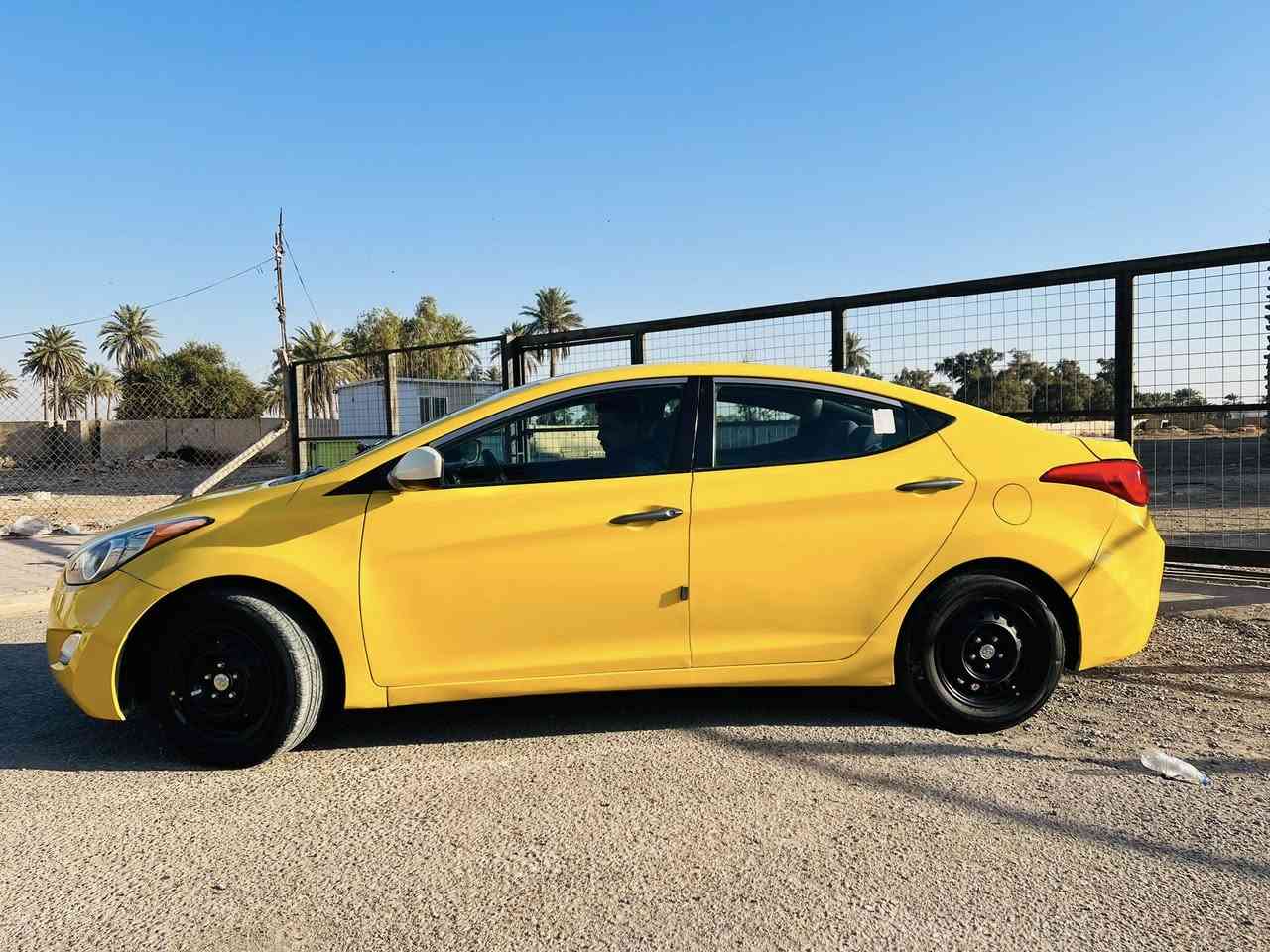 سلام عليكم النتره 2013حادث جاملغ سياره حلوه مكاني بغداد المدائن سعر104وبيك خير وتدلل ***********
