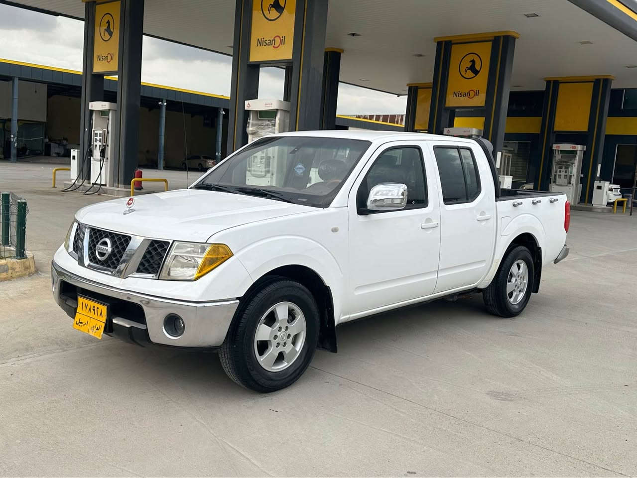 ***********-نيسان پيكاب ناڤارا مۆدێل ٢٠٠٩ یەك پەڵە بۆیاغی هەیە لەكەڵ كارتێك مەكینەی نەكراوەتەوە گێڕومەكینەبەشەرت تەحویل و غەرامە بەشەرت
*********** أربيل, العراق
