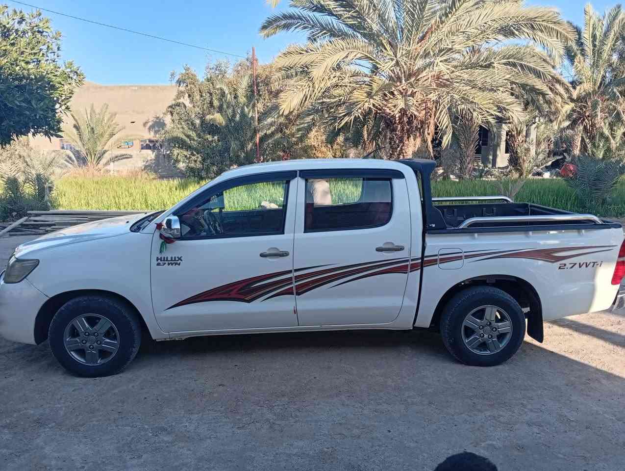 السلام عليكم سياره البيع
هايلوكس 2014 كويتي شاصي 19 سياره كامله مكمله 
الاستفسار ***********
