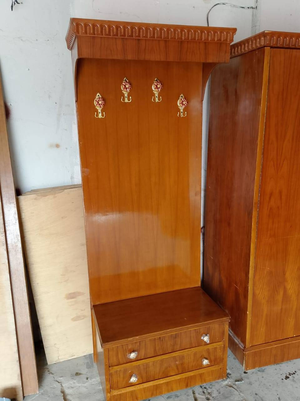 غرفه ام السته صاج شغل ثكيل مستخدمه سعر 580 واصل داخل بغداد وتساب *********** كو توصيل 🚚 🧿
