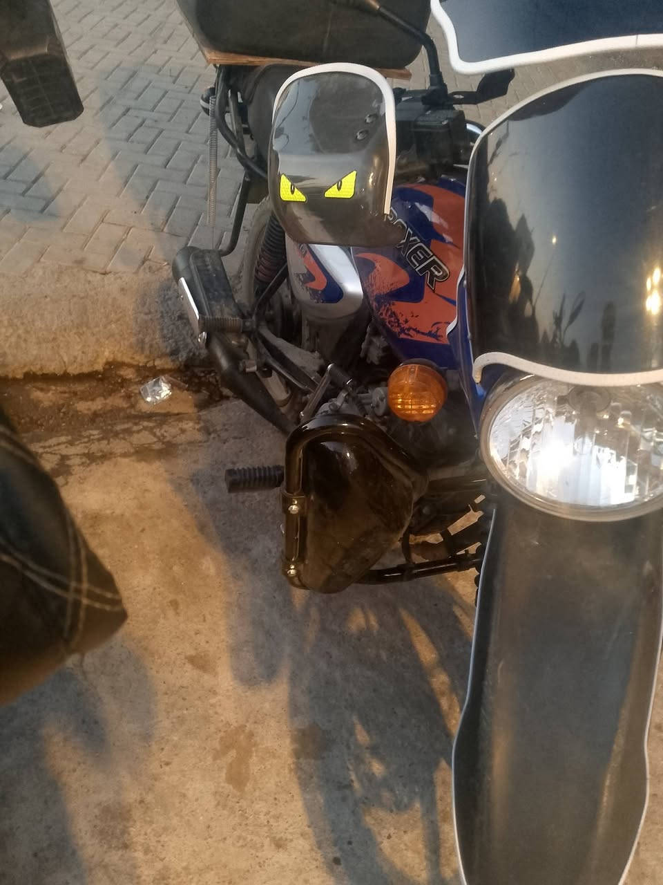 بوكسر ٢٠٢٣ مرقم بغداد تحويل ثاني يوم مجفته شركه اول فتحه الهه
مكان بغداد الشعلة  ‏‪***********‬‏

سعرهه مليون و٩٠٠  وبيهه مجال
