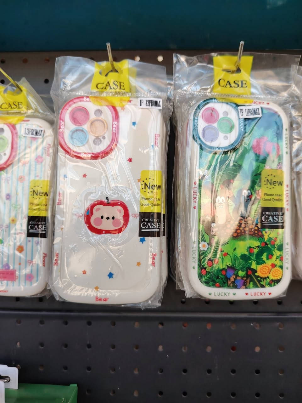 شباب كفر ايفون  نسائي من 17لل 11 متوفر  100 قطع للبيع شراي تعال واتساب *********** مكاني الانبار رمادي خالديه
