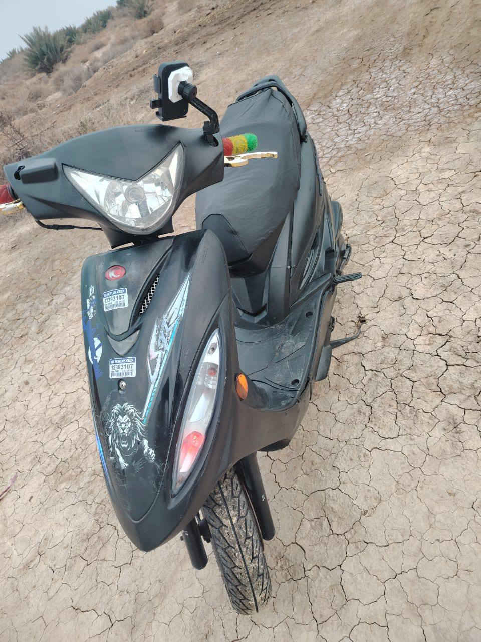 السلام عليكم جي فور لبيع دراجه ربه مافتوحه كلشي شقال بيها
لاستفسار ***********
