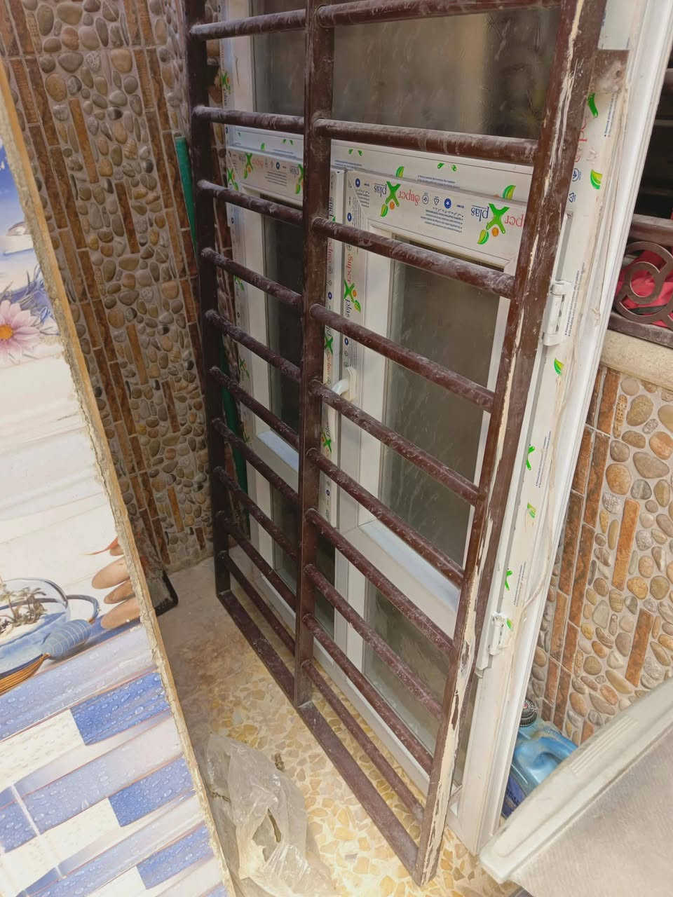 ‏باب معا شباك وحماية للبيع
‏
‏قياس الباب 90×226
‏
‏الشباك        96×159 معاه حماية


**إذا كنت صاحب هذا الإعلان وتريد حذفه لأي سبب، رجاءا أرسل رسالة إلى الدعم الفني**