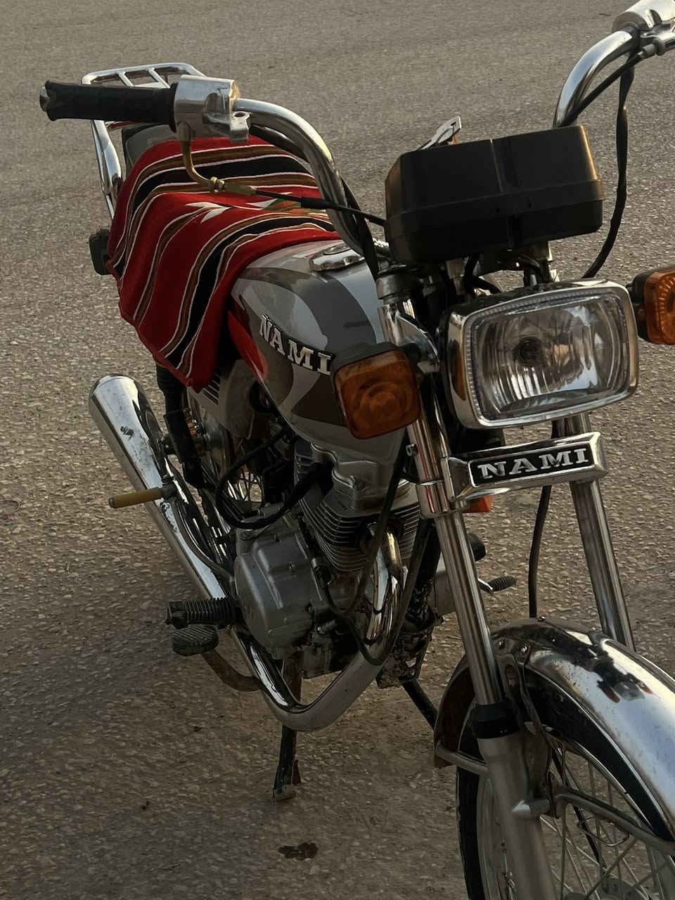 سلام عليكم شباب مكلف بل نشر ارشه شاصي 2015 تعمير 2024 كله اصلي أوراق كامله اصولي مكينه شلامجه مفتوحه وناعمه رقم راعيه *********** السعر 725بيها مجال
