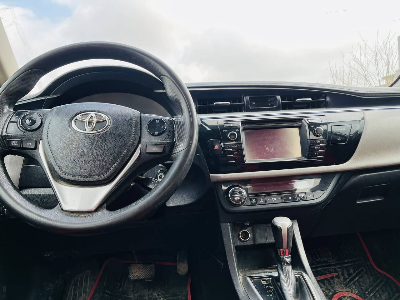 كورلا 2016 Le رقم سليمانية سنويه وهزه جديد بيها 5 قطع بدون دواخل السعر 110 .مكانها قضاء الحويجة //***********
