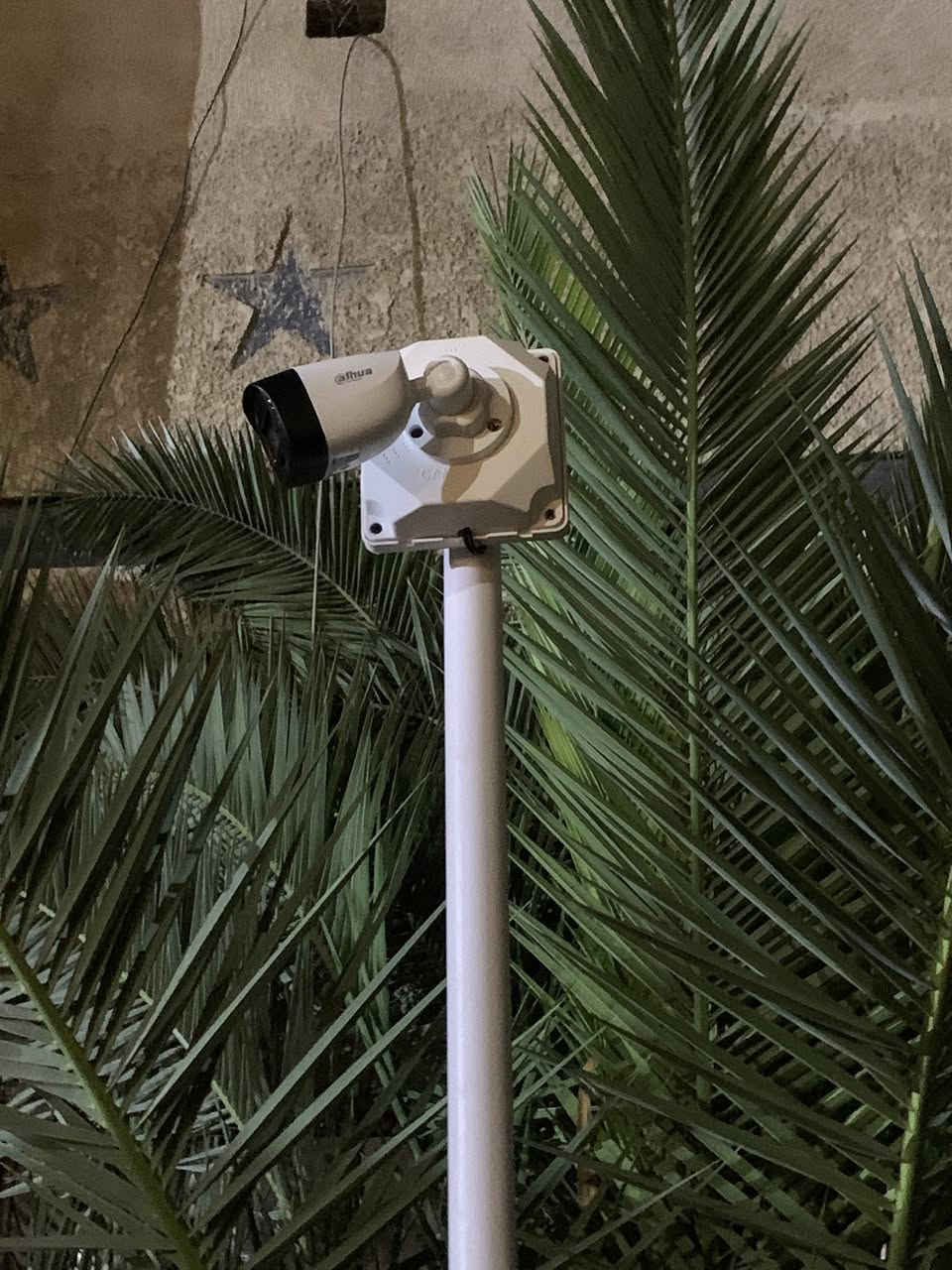 يا الله
السلام عليكم 
نصب وتركيب وتجهيز كامرات المراقبه المنزليه والمحلات التجاريه بدقه عاليه 
ايضاً أعاده وترييب الكامرات المنصبه وصيانة 
تواصل ع الخاص او وتساب ***********
