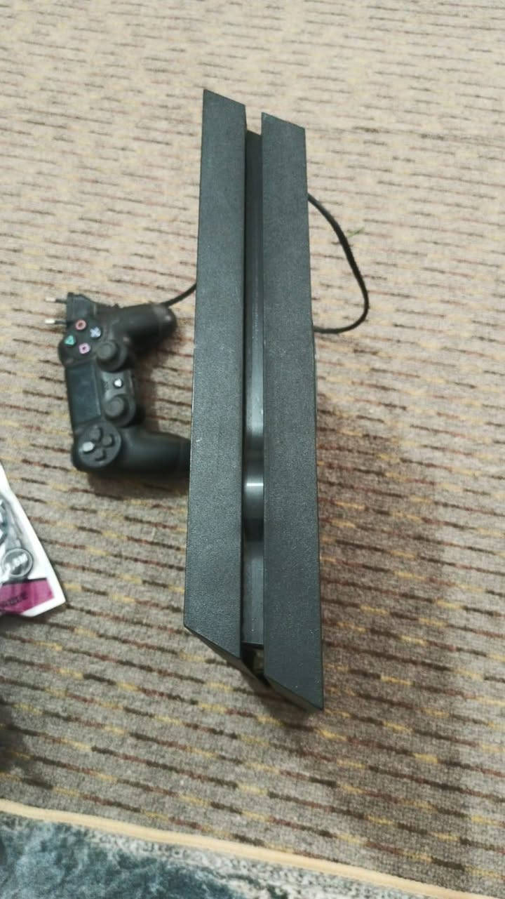 السلام عليكم بلي فور اون لاين جان سابقا مهكر وحاليا قابل للتهكير مراوس بموبايل زين الجهاز شرط الفحص اي نقص مابي مكاني كربلاءحي قادسية رقم الهاتف ***********
