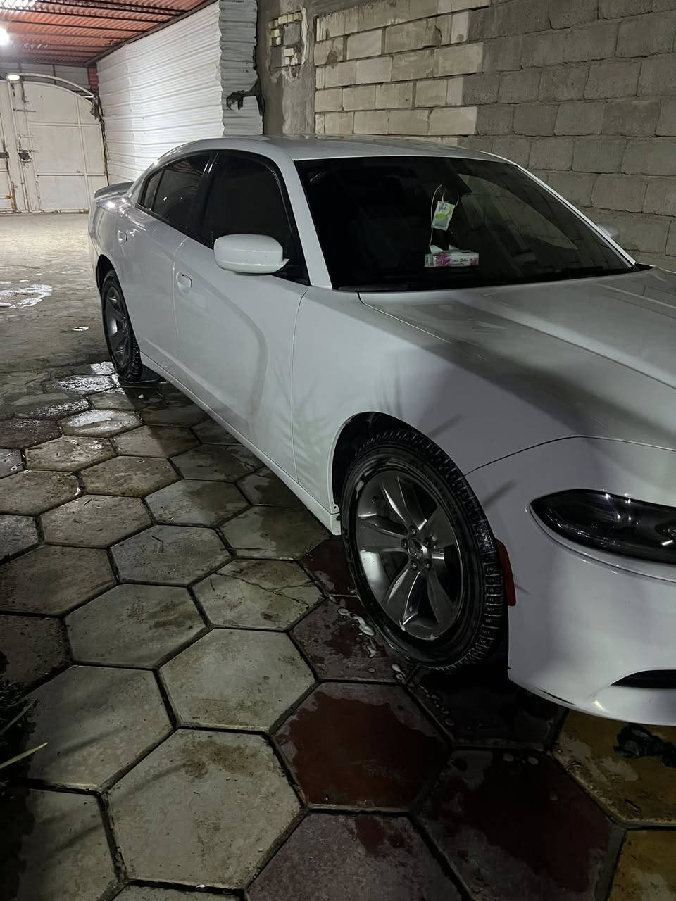 جارجر 2019 وارد كندي رقم أربيل  تقريرها كلين  بالعراق صار بيها تبديل بنيدنفس اللون اثر علامه مروريه مع بارد وتكحيل في الجاملغ شغل درجه أولى مكانها البصره للاستفسار ***********.  السعر 210 وبيها مجال جداً قليل
