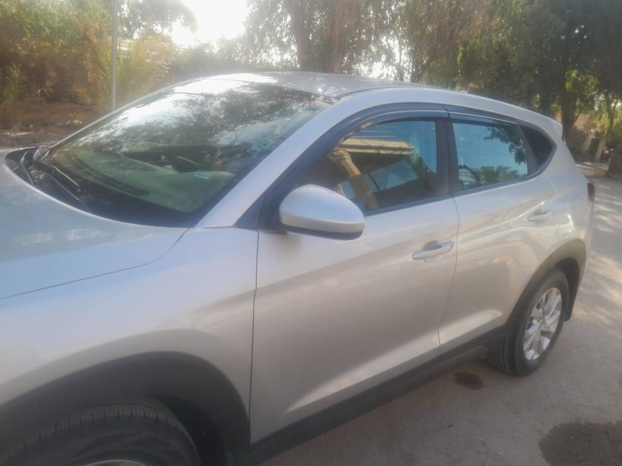 توسان 19 وارد امريكي السعر 147 وبيها مجال رقم اربيل دولي الضرر 3 قطع حسب السونار  الستفسار عل هاذ الرقم ***********
