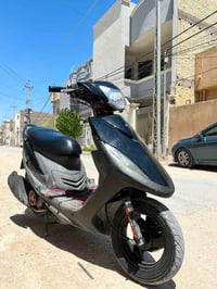 ماكس عدلة • ١٢٠ • زنون